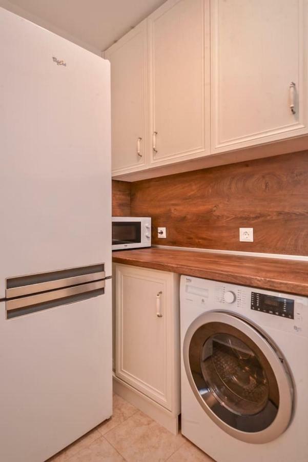 South Park, Vitosha View, 2-Bdr, 2-Bthr Apartment By Flat Mаnager Sofia Bagian luar foto